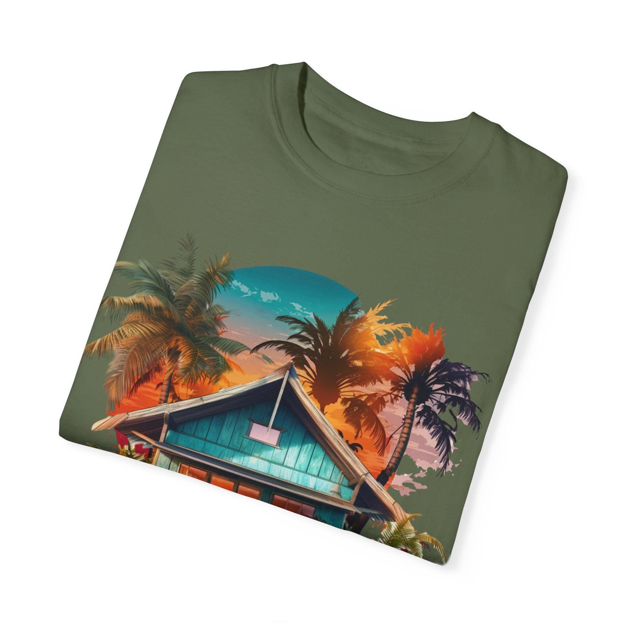 Personalisierbares Beach Bum Shirt, Coconut Cottage Sommer T-Shirt - Geschenk für Sie, Familienurlaub, Besties T-Shirt, Unisex Kleidungsstück gefärbt