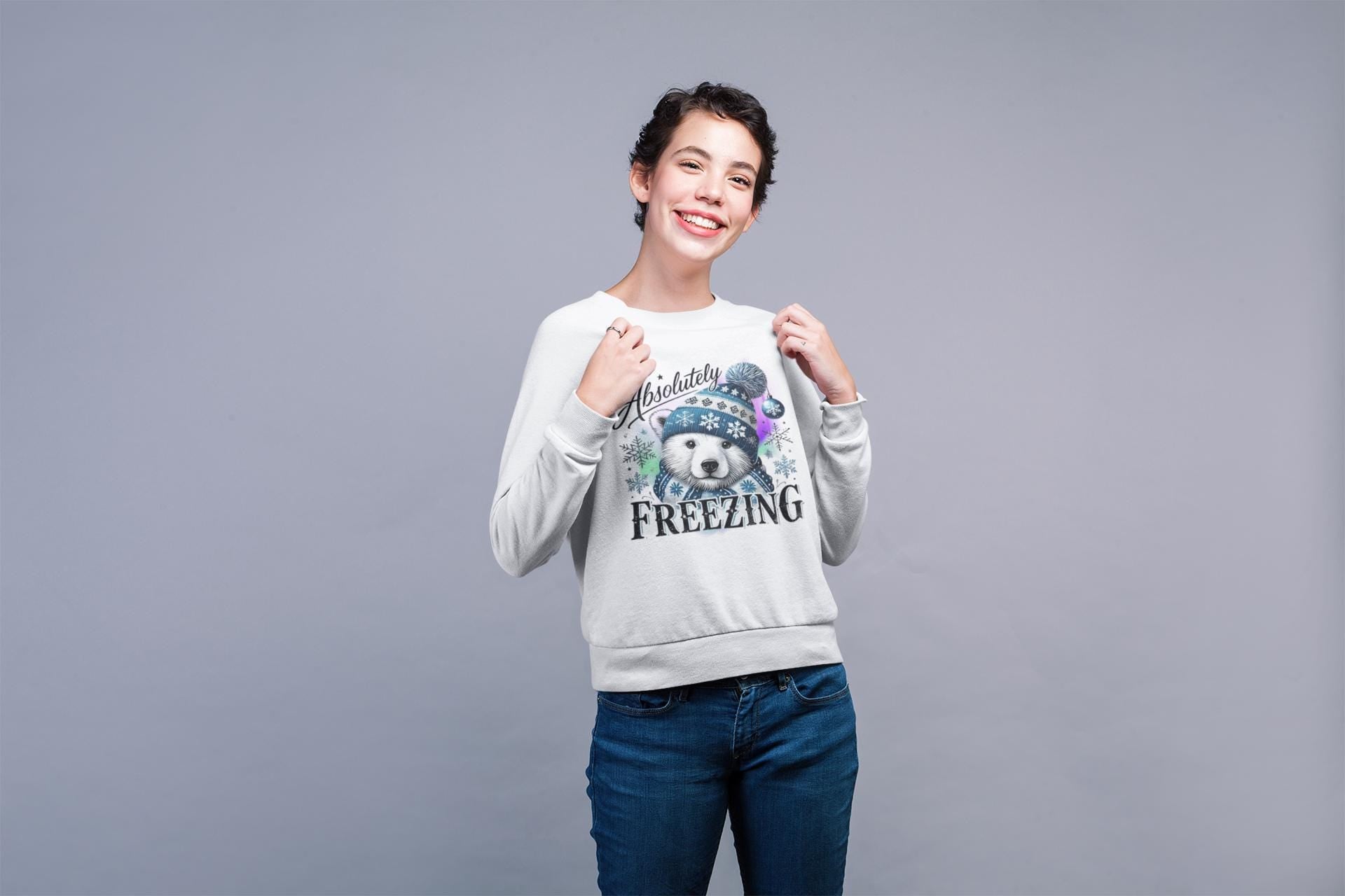 Winter Eisbär Unisex Sweatshirt, Absolut eiskalter Arktis Tier Pullover, Gemütlicher Crewneck Pullover, Weihnachtsgeschenk, Urlaubsbekleidung