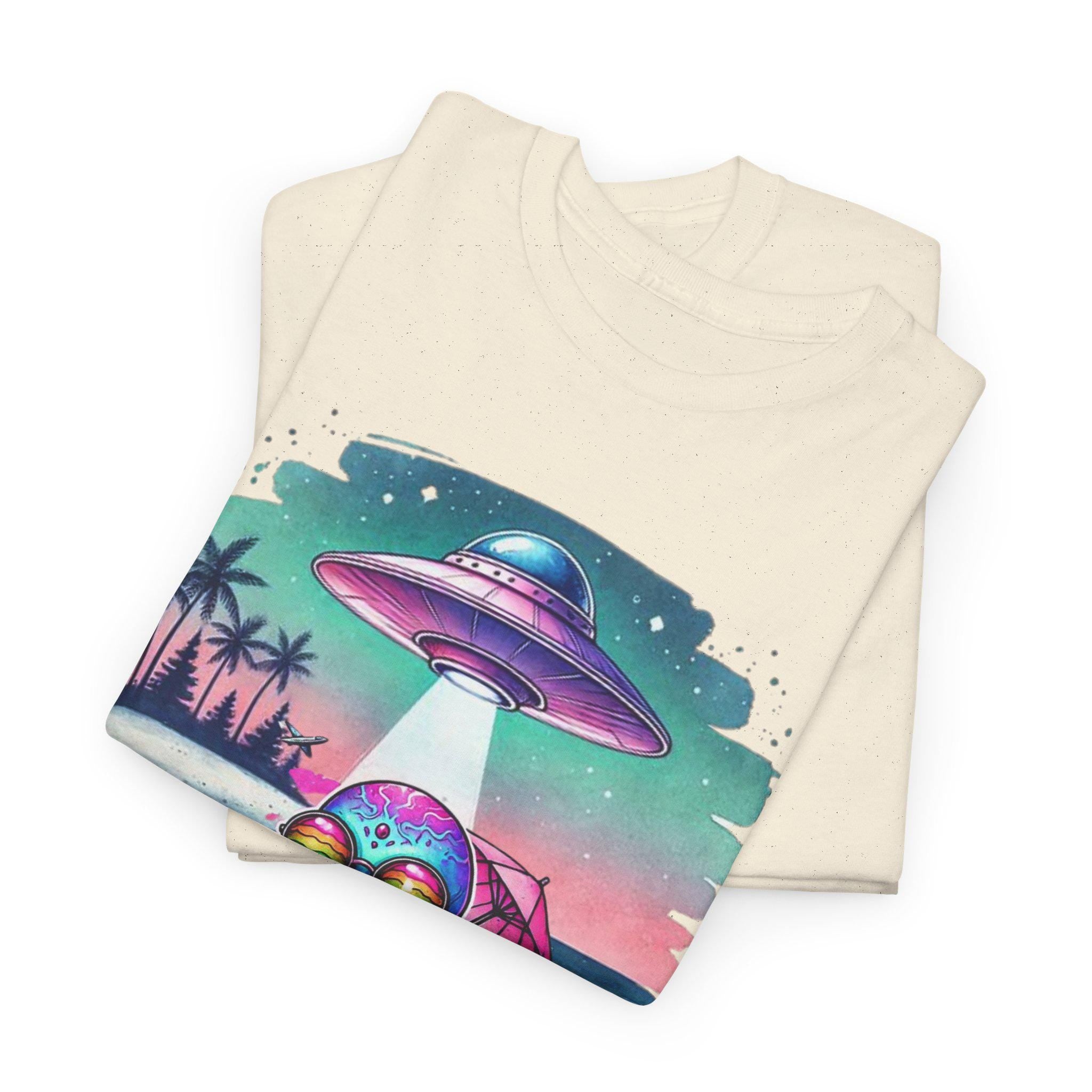 Trippy Alien Unisex T-Shirt, UFO Shirt, Weltraum Strand T-Shirt, Alien Liebhaber Geschenk, Psychedelisches Grafik Top