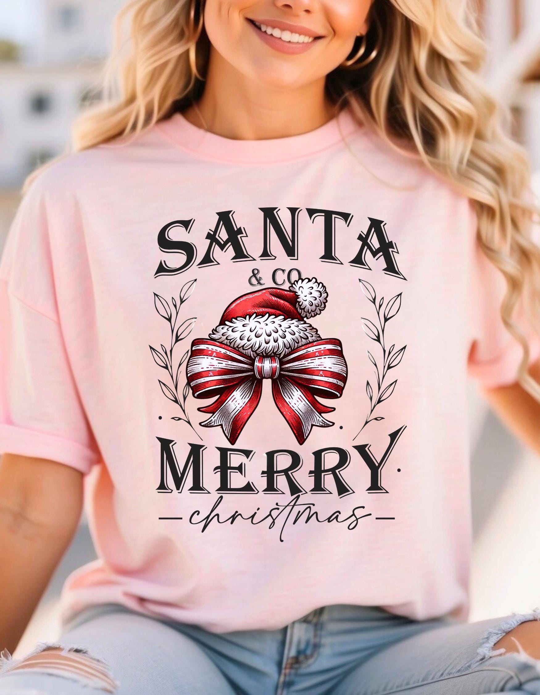 Personalisierbares Santa Coquette Weihnachtsschleife Tshirt, Weihnachtsshirt, Weihnachtspullover, Festlicher Pullover, Weihnachtspullover