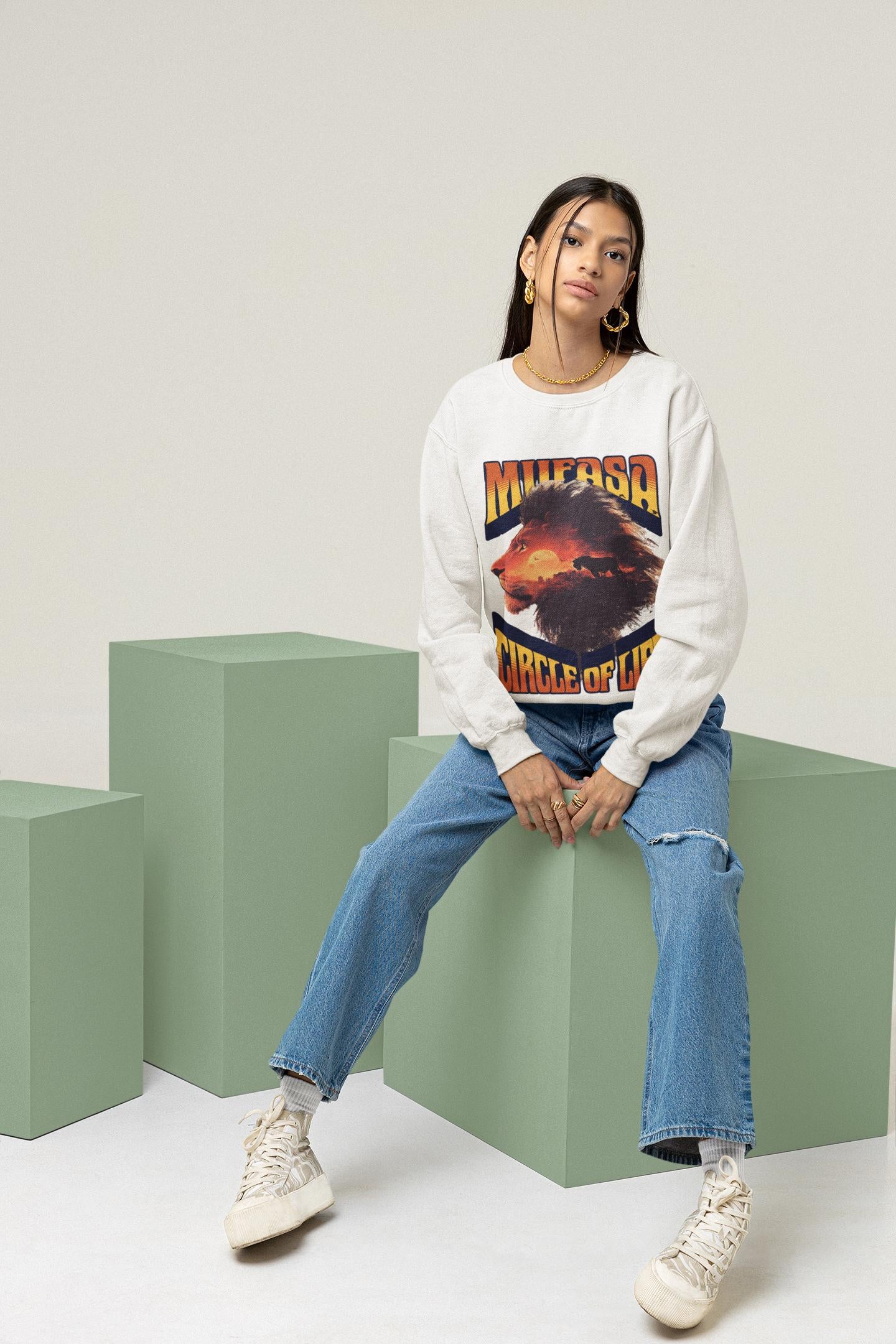 Löwe Safari Crewneck Sweatshirt - Double Exposure König der Löwen, Geschenk für Wildtierliebhaber, Afrikanisches Tier Grafik Top, Dschungel Thema Unisex