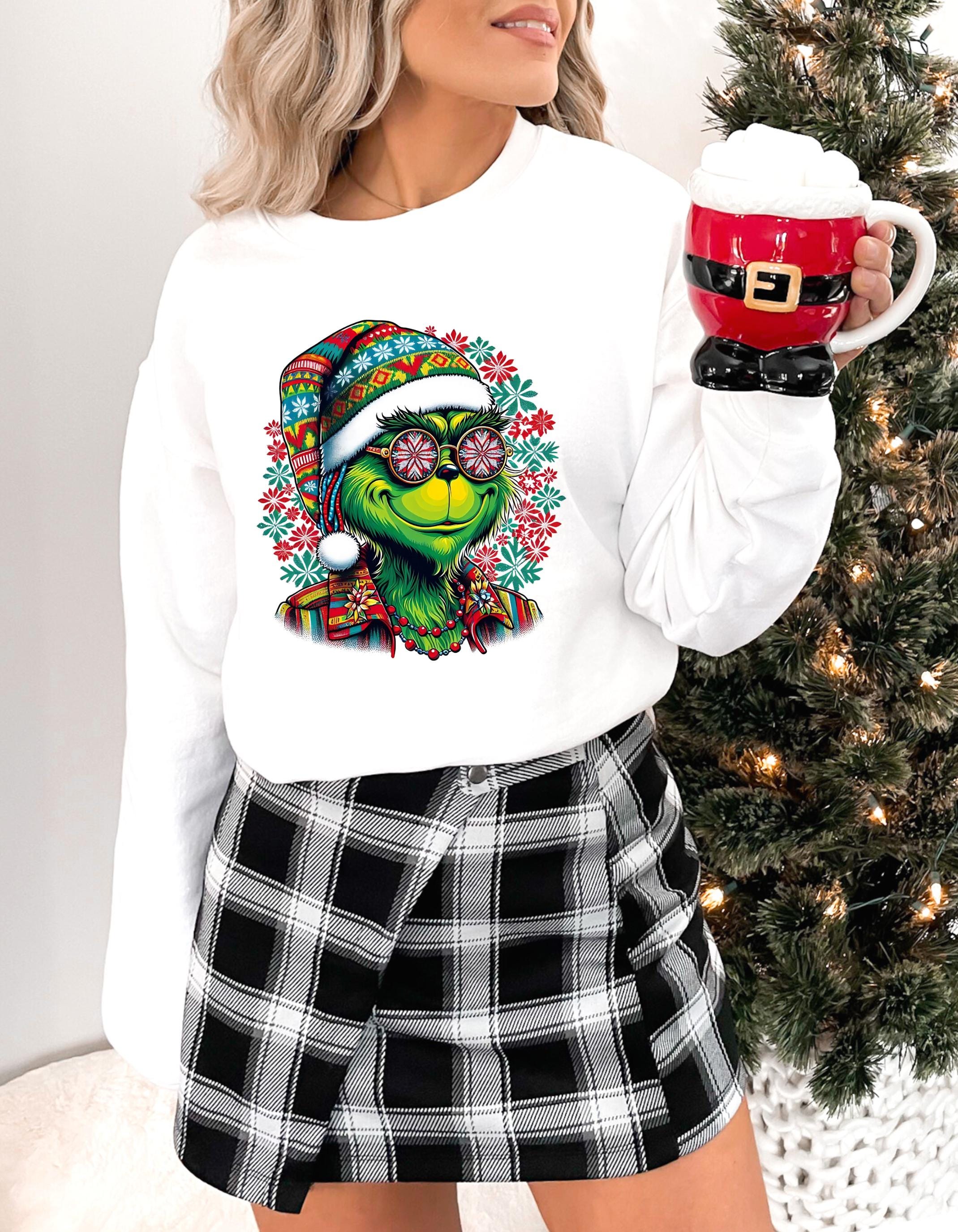 Personalisierbares Grinch inspiriertes Hippie Weihnachtslichter Sweatshirt - Holiday Cheer