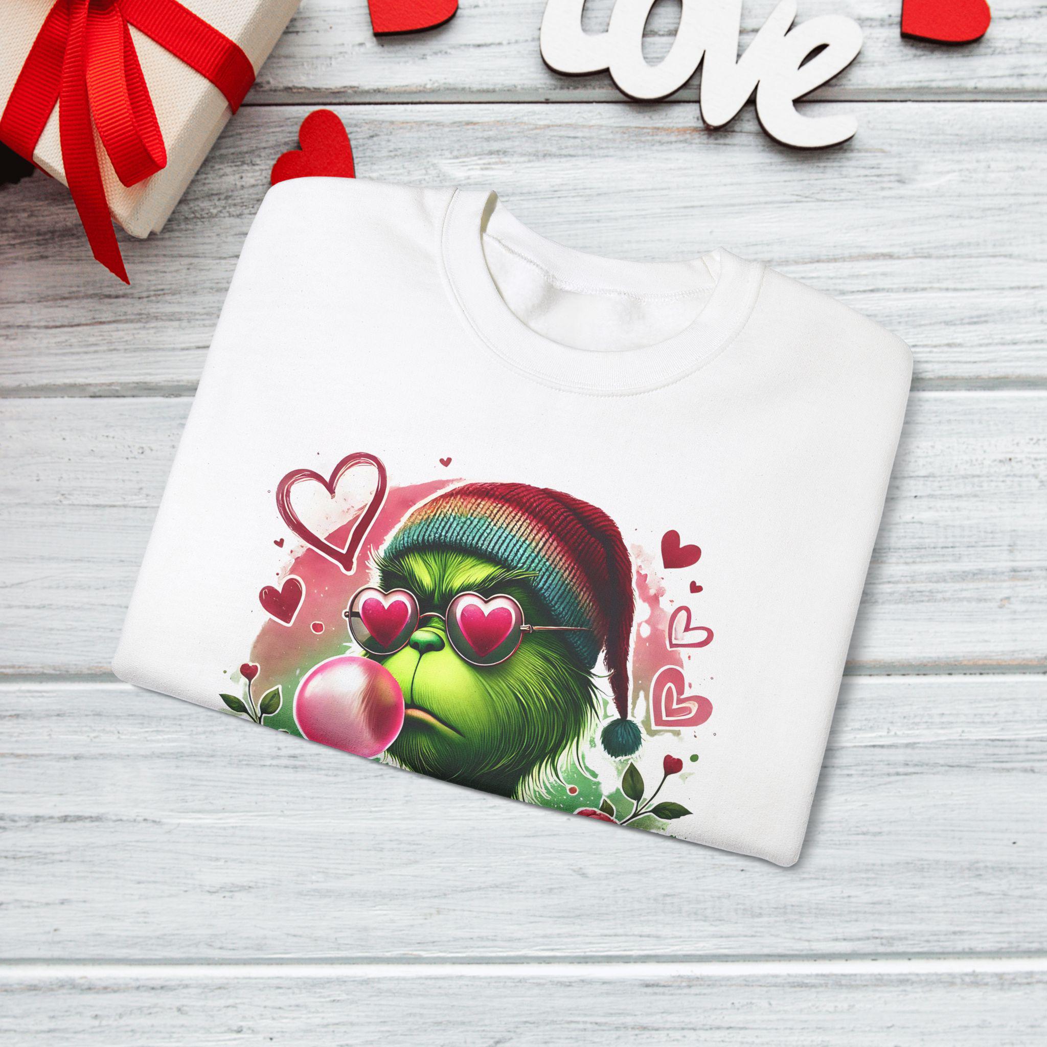 Personalisierbares Grünes Monster Valentinstag Sweatshirt, Bubble Gum, Süßes Liebesgeschenk, Unisex Crewneck Pullover, Herz Emoji Bekleidung Parodie