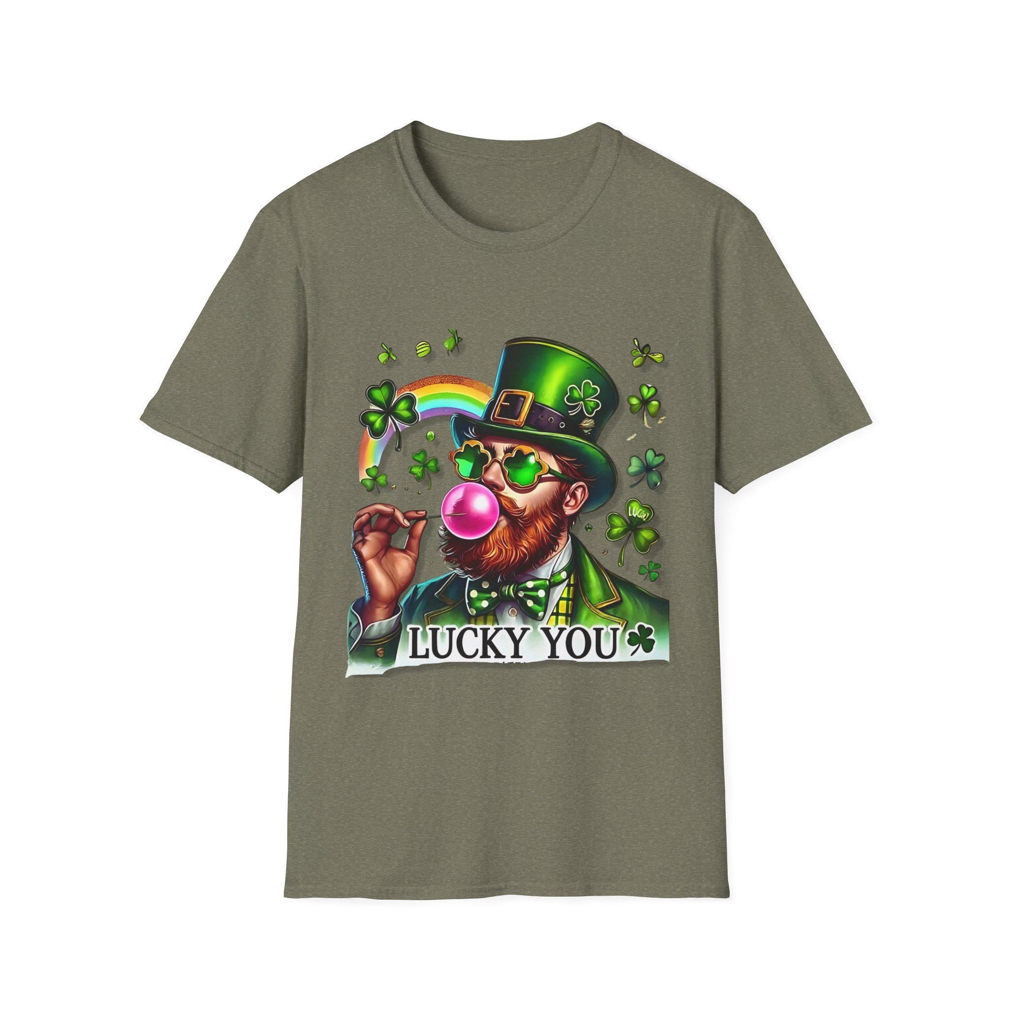 St. Patricks Day Leprechaun Bubble Gum Unisex Softstyle T-Shirt - Glücksbringer T-Shirt, Irisches Grünes T-Shirt, Kleeblatt Top, 17. März Shirt, St