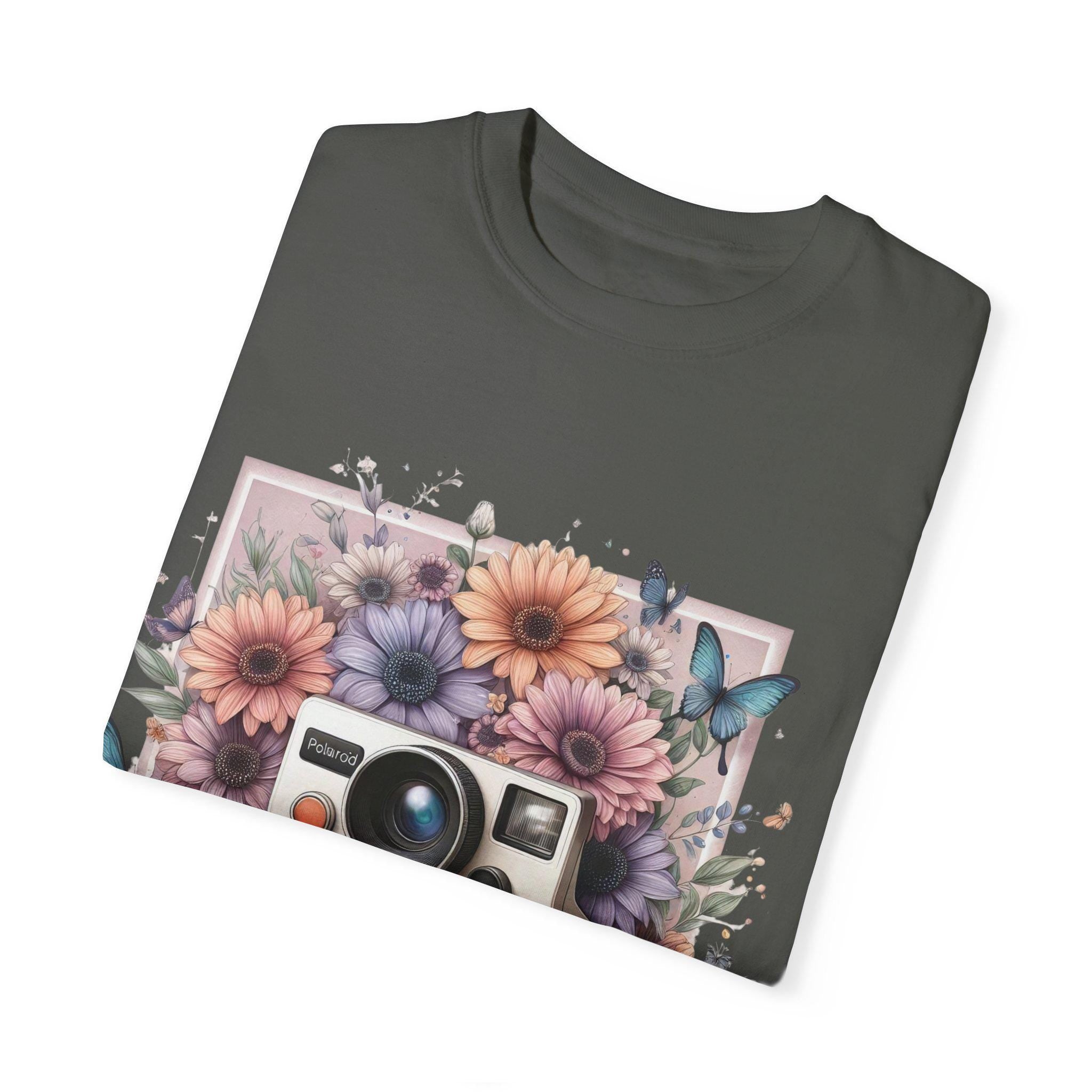 Inspirierendes T-Shirt, Motivierendes Zitat T-Shirt, Positives Shirt, Geschenk für Frauen - Unisex T-Shirt, Kleidungsstückgefärbtes Shirt, Capture the Moments Shirt,