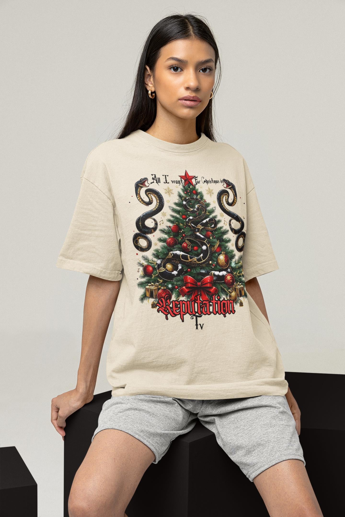 Personalisierbares Gothicore Weihnachts-T-Shirt, All I Want for Christmas is Reputation TV, Gold Snake Shirt, Unisex Urlaubs-Top, Festliches T-Shirt