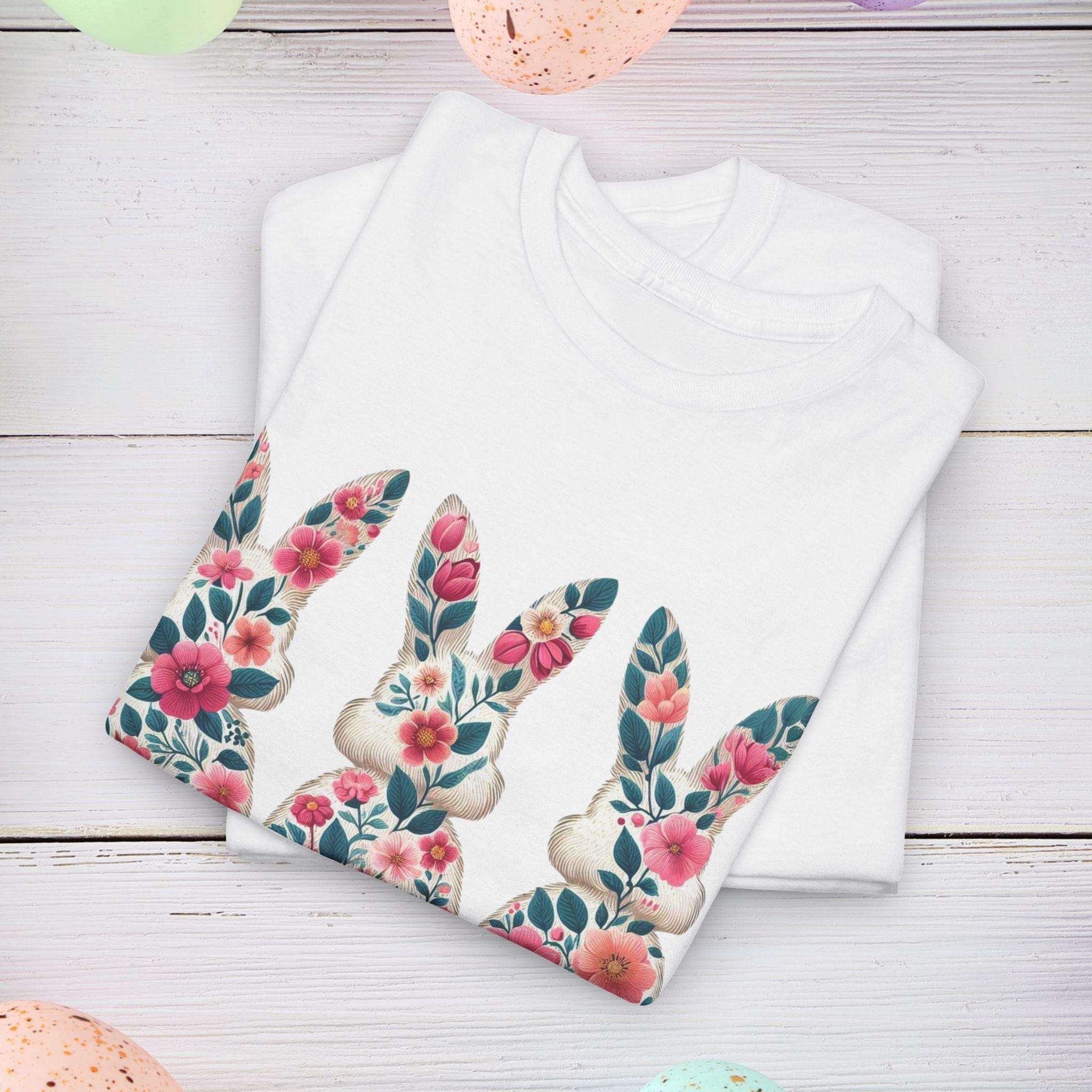 Florales Osterhasen T-Shirt, Frühlings T-Shirt, Unisex Baumwollshirt, Osterfeier Top, Süßes Geschenk zu Ostern