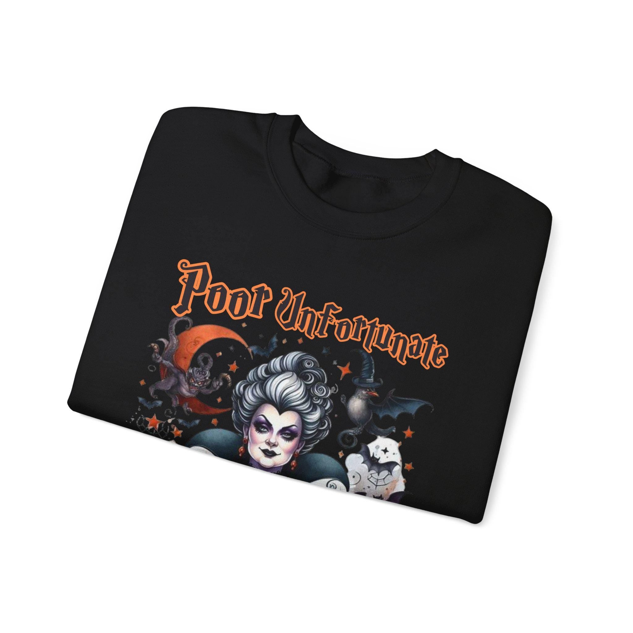 Personalisierbar: Erlebe den Geist des Meeres mit unserem Enchanted Sea Witch Hoodie. Werde dieses Halloween zur Herrin der Tiefe