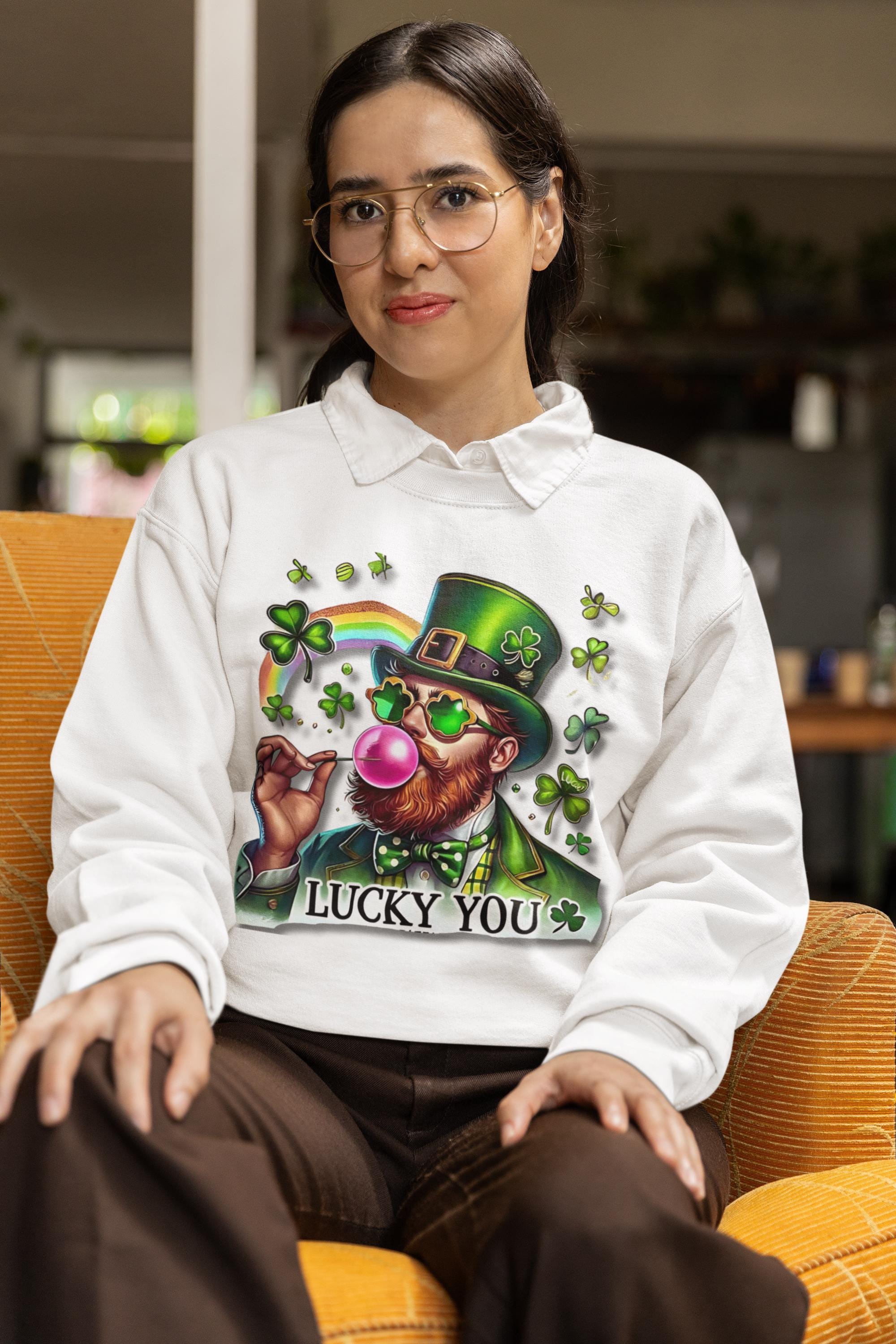 Personalisierbares St. Patricks Day Leprechaun Bubble Gum Sweatshirt, Lustiges Urlaubsfilm Figuren Shirt