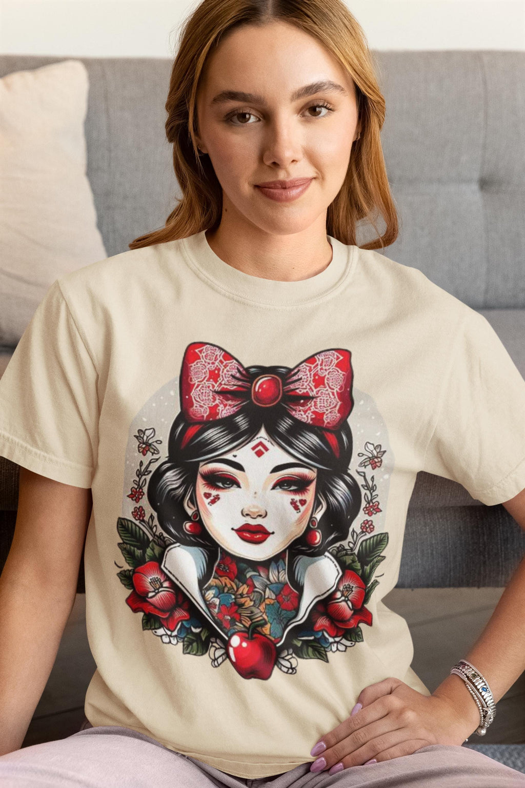 Vintage Floral Graphic Tee, Casual Unisex Cotton T-Shirt, Perfect for Everyday Wear, Gift for Flower Lovers, Ideal for Festivals