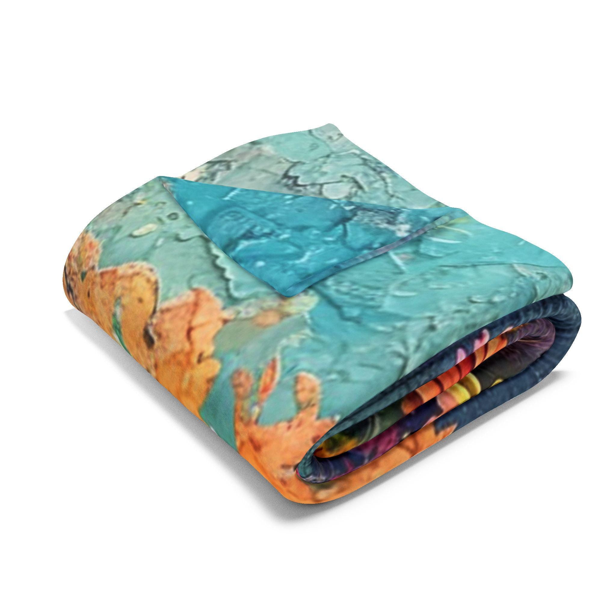 Vibrant Cityscape Fleece Blanket: Floral Home Decor Throw