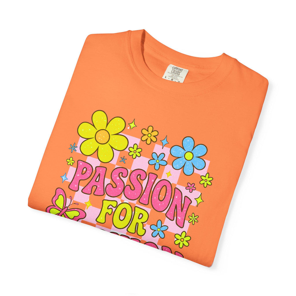 Floral Graphic T-shirt: Vintage Style, Passion for Fashion