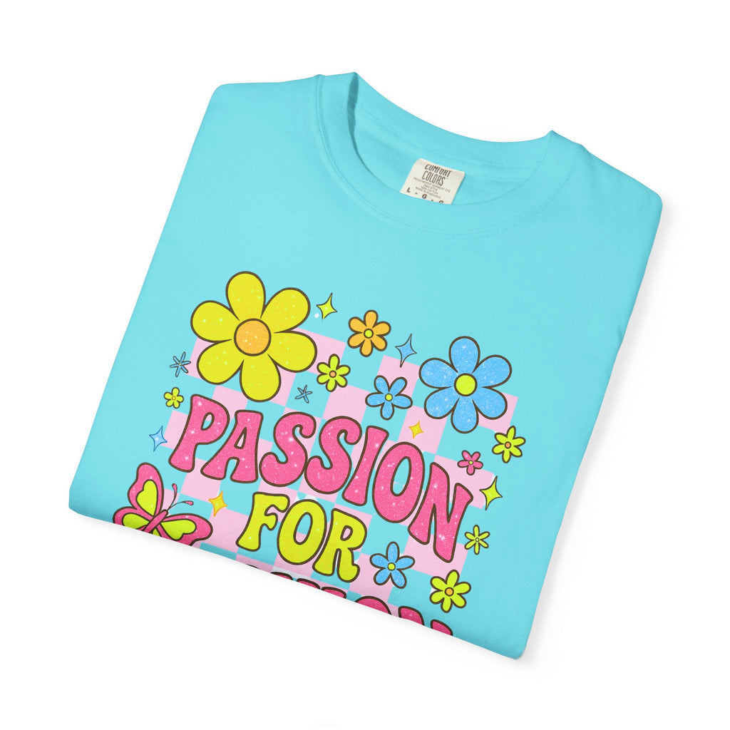 Floral Graphic T-shirt: Vintage Style, Passion for Fashion