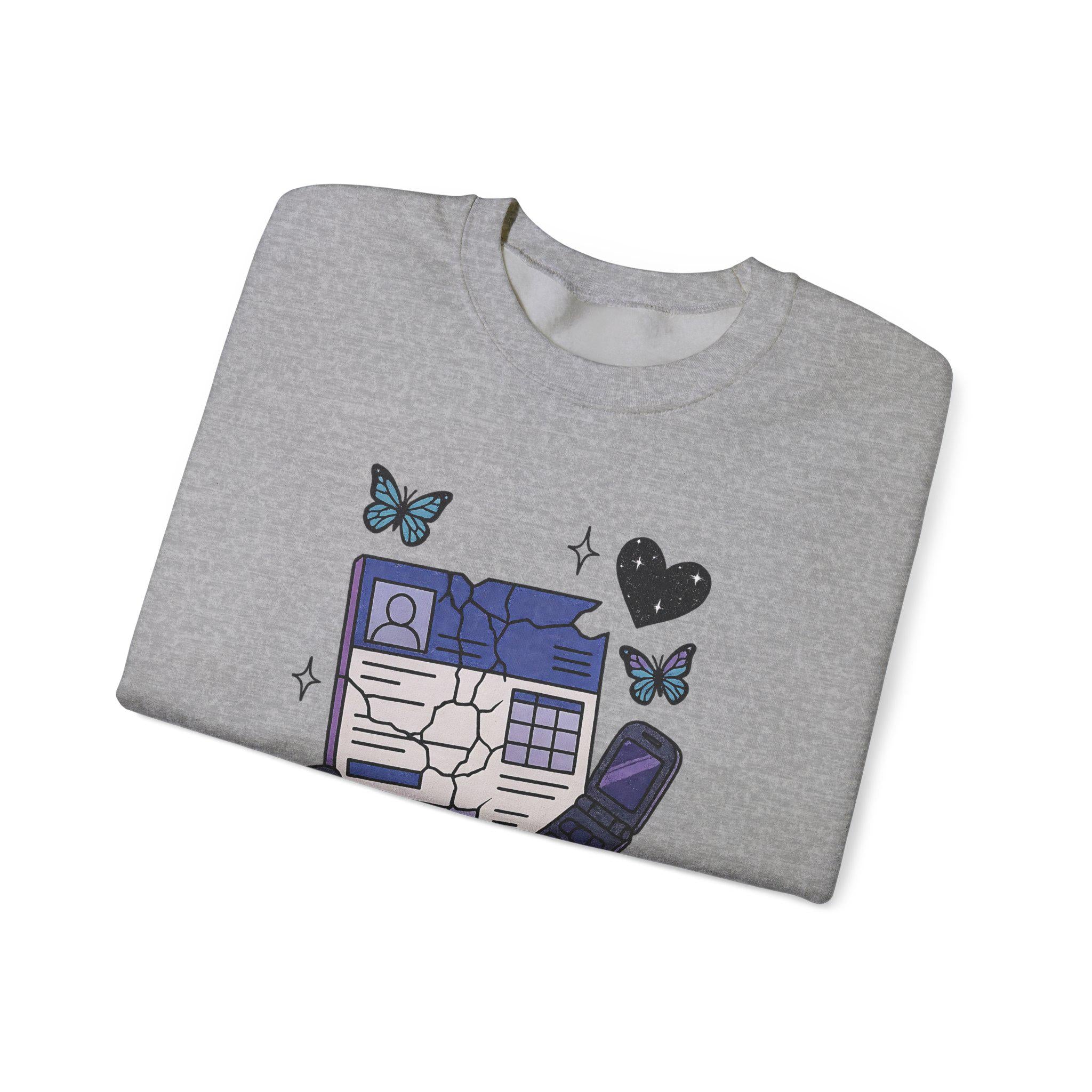 Butterfly Graphic Crewneck Sweatshirt: Unisex Cozy Fall Fashion