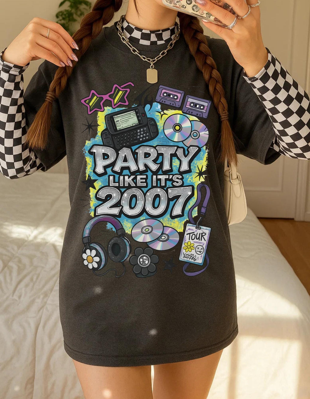 Retro "Party Like It's 2007" Graphic Tee - Unisex Cotton T-Shirt