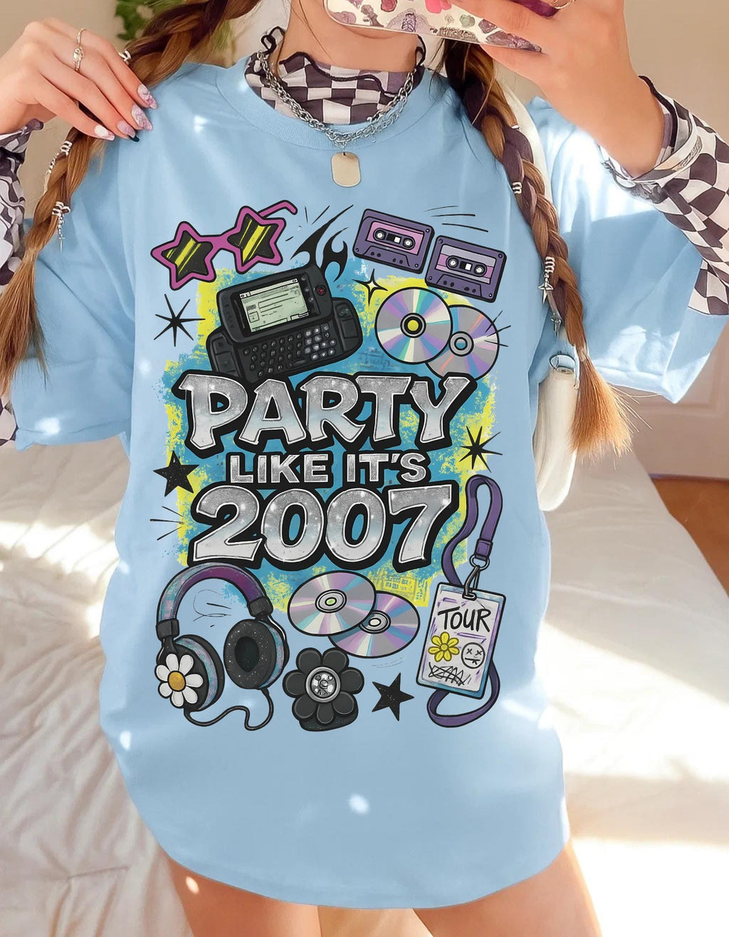 Retro "Party Like It's 2007" Graphic Tee - Unisex Cotton T-Shirt