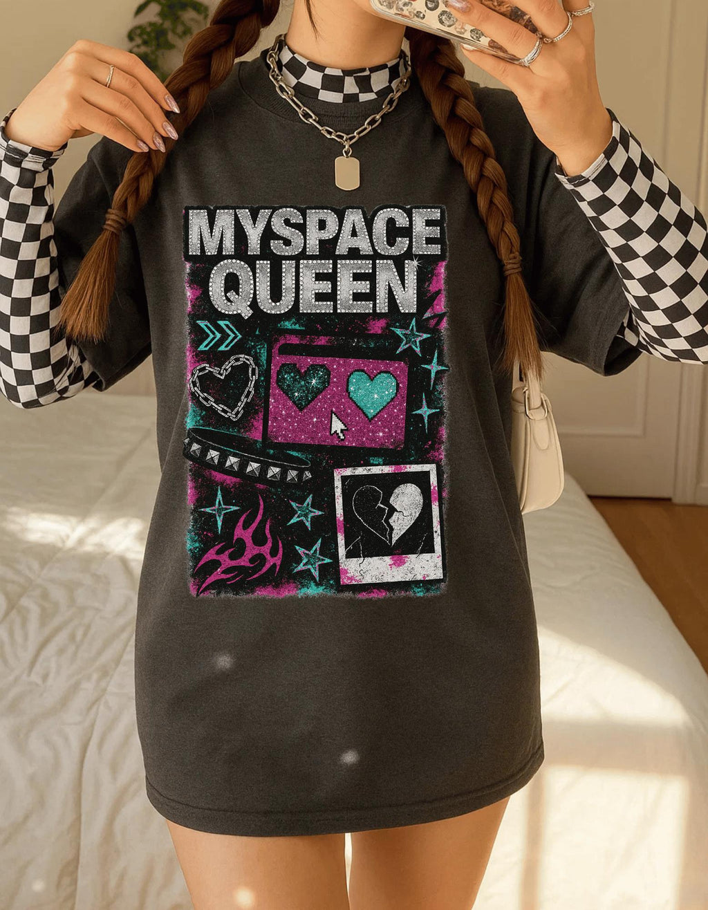 Retro MySpace Queen Graphic Tee Unisex Trendy Cotton T-Shirt Nostalgic Social Media Fashion