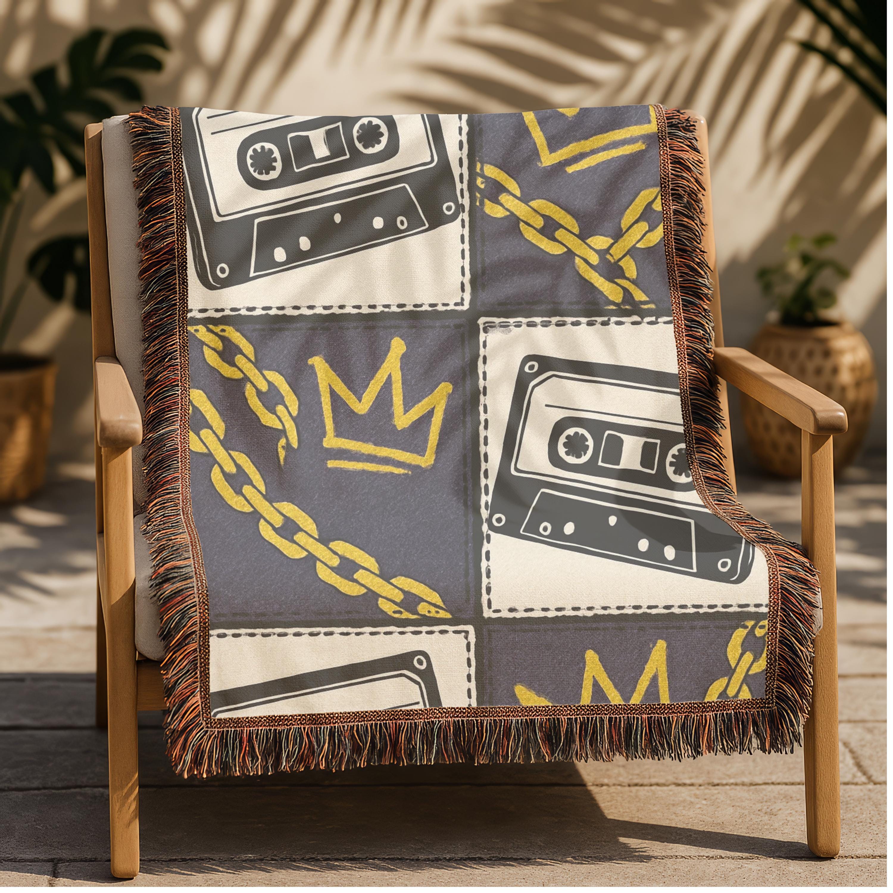 Y2K Street Style Woven Blanket: Retro Chains & Cassette Design - Cozy Urban Decor Throw