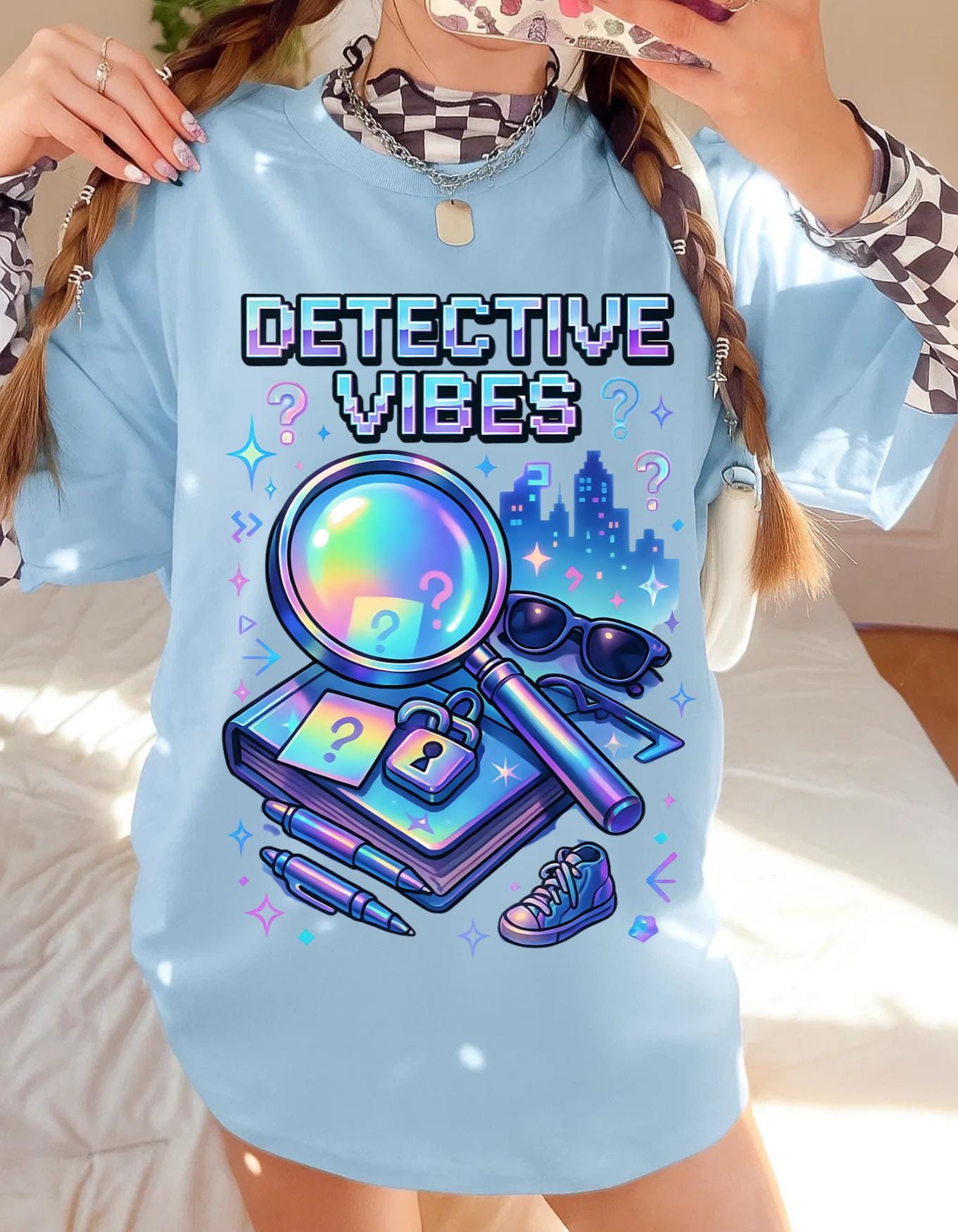 Y2K Detective Graphic Tee: Retro Sleuth Mystery Shirt Crime Fan Gift Unisex Cotton Apparel