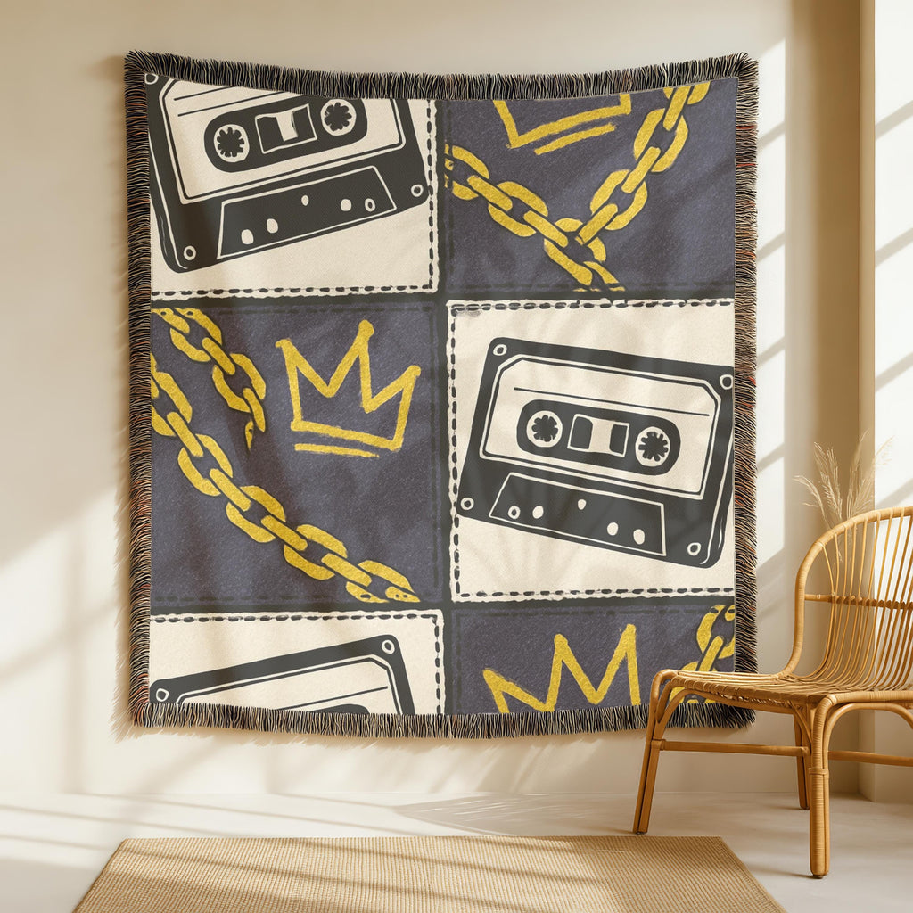 Y2K Street Style Woven Blanket: Retro Chains & Cassette Design - Cozy Urban Decor Throw