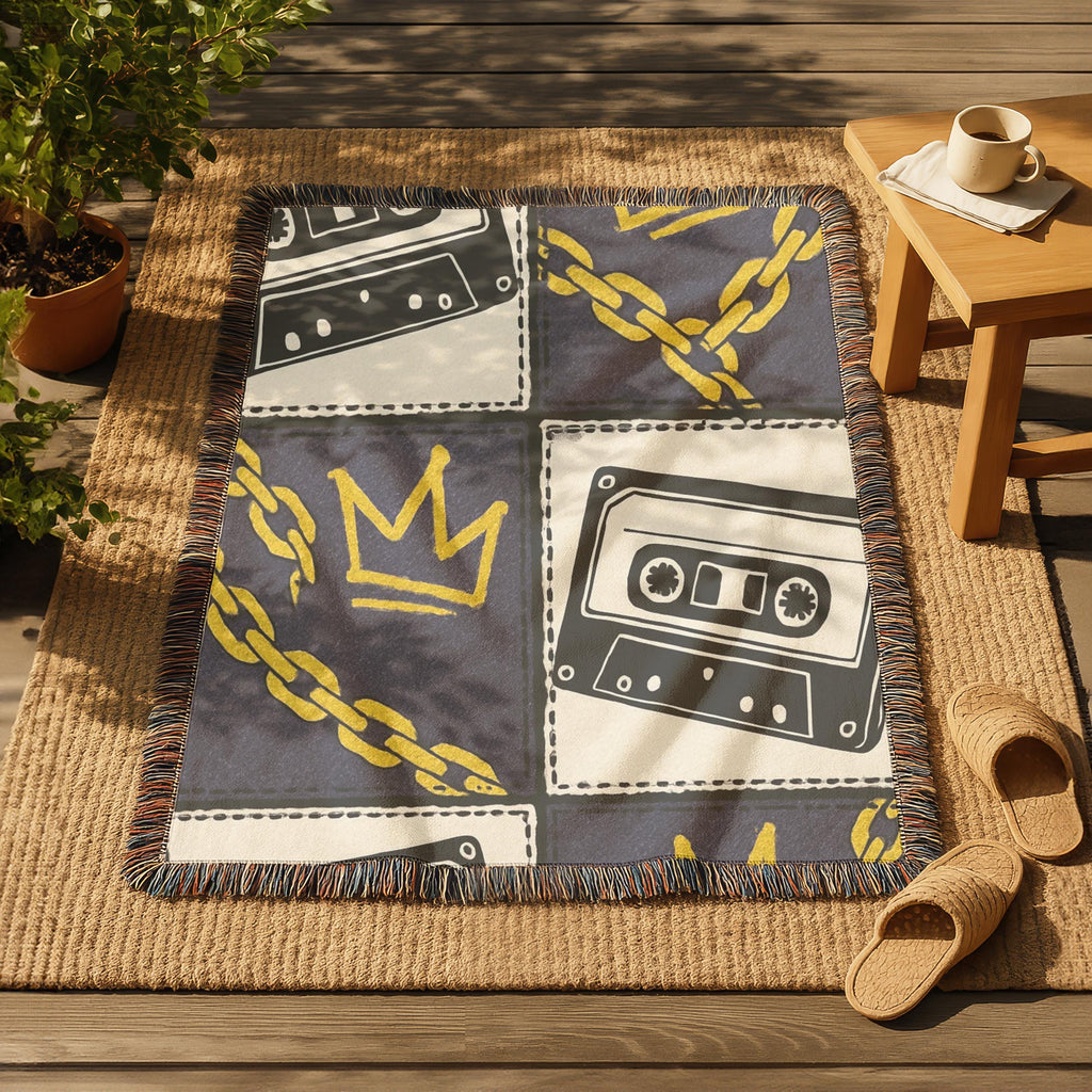 Y2K Street Style Woven Blanket: Retro Chains & Cassette Design - Cozy Urban Decor Throw