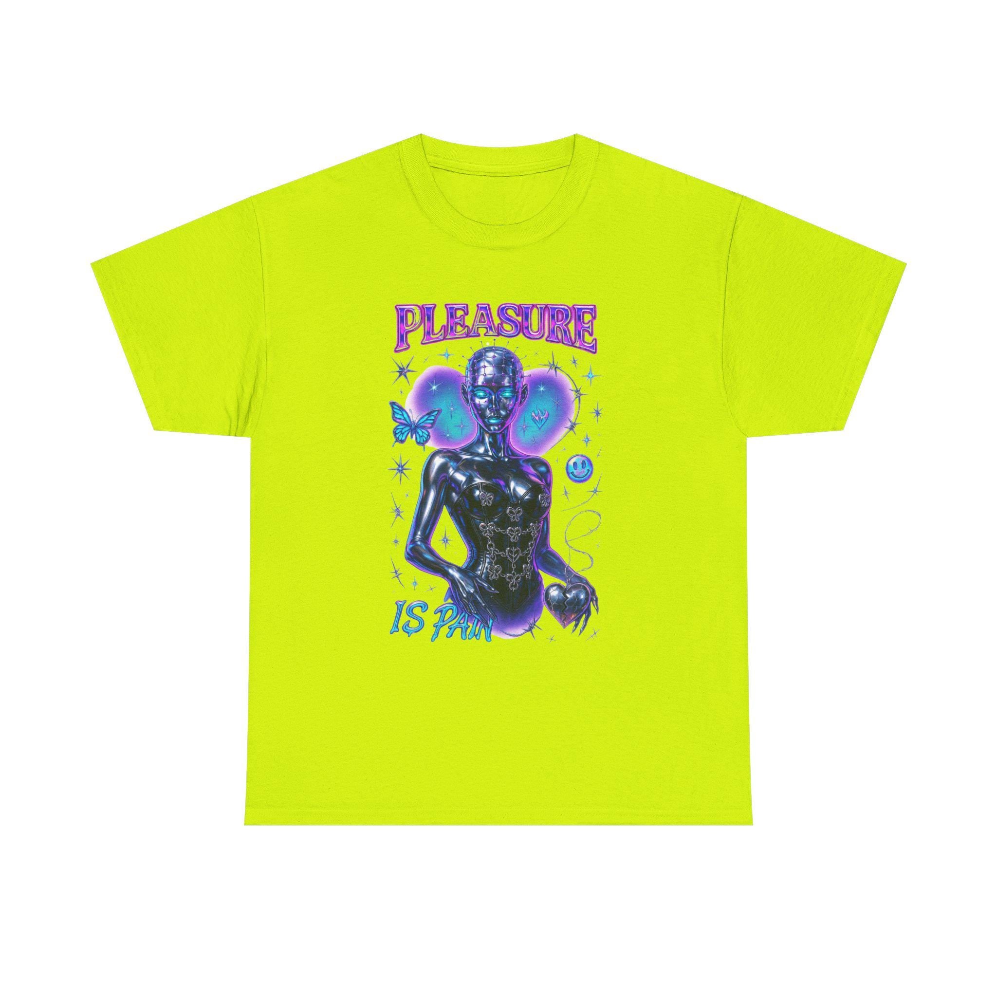 Gothic Horror Character T-Shirt: Spooky Movie Fan Apparel for Halloween Costume Enthusiasts