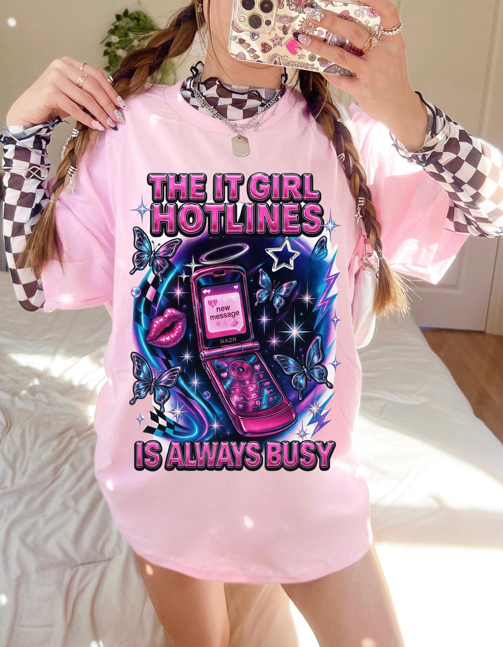 Y2K It Girl Hotline Tee - Retro 90s Graphic Print