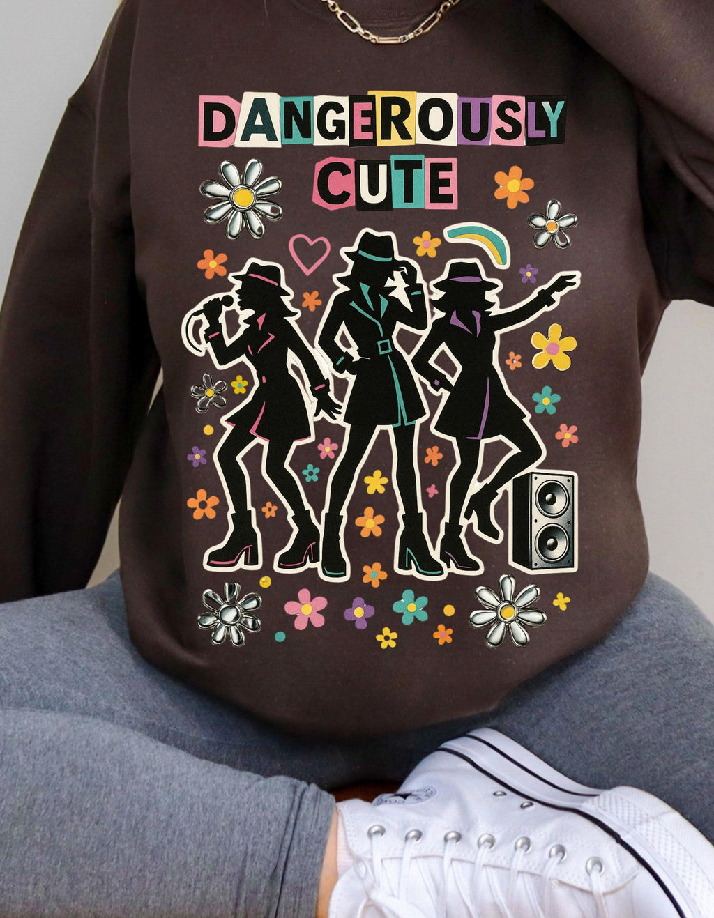 Y2K Spy Girls Graphic Sweatshirt - Retro 2000s Crewneck
