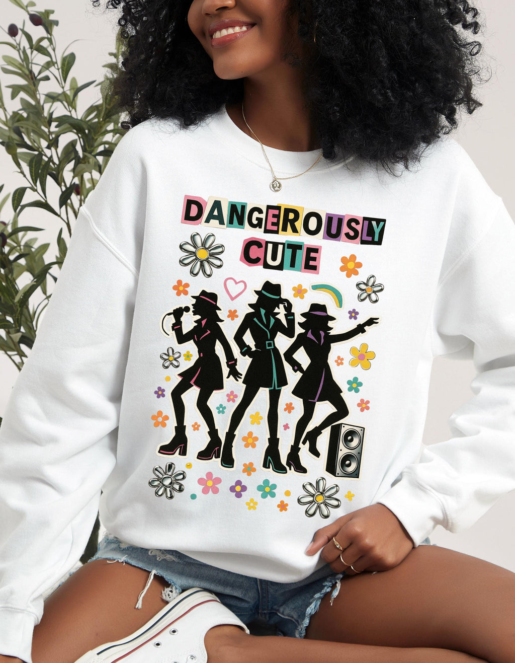 Y2K Spy Girls Graphic Sweatshirt - Retro 2000s Crewneck