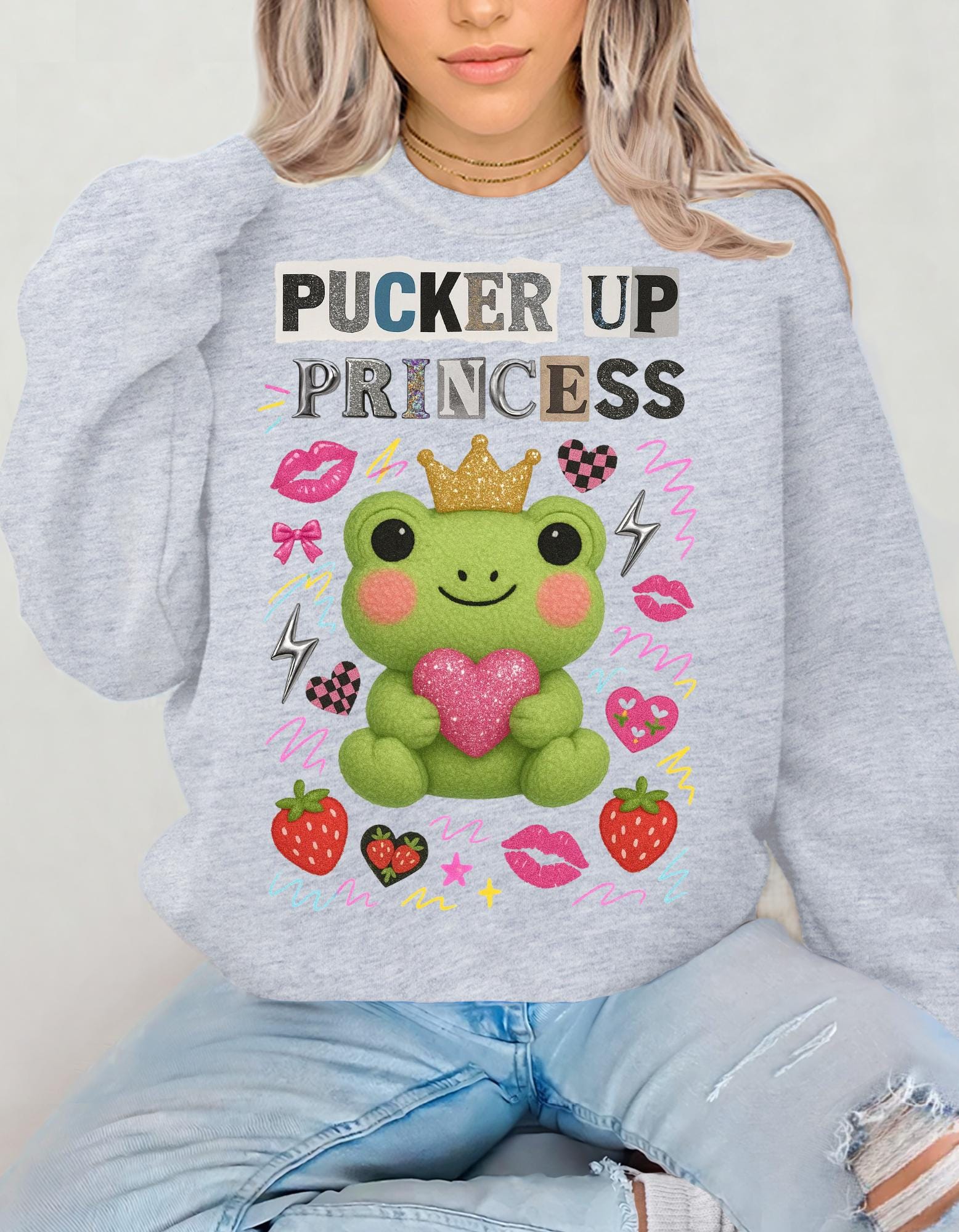 Pucker Up Princess Frog Sweatshirt | Cartoon Valentine Gift