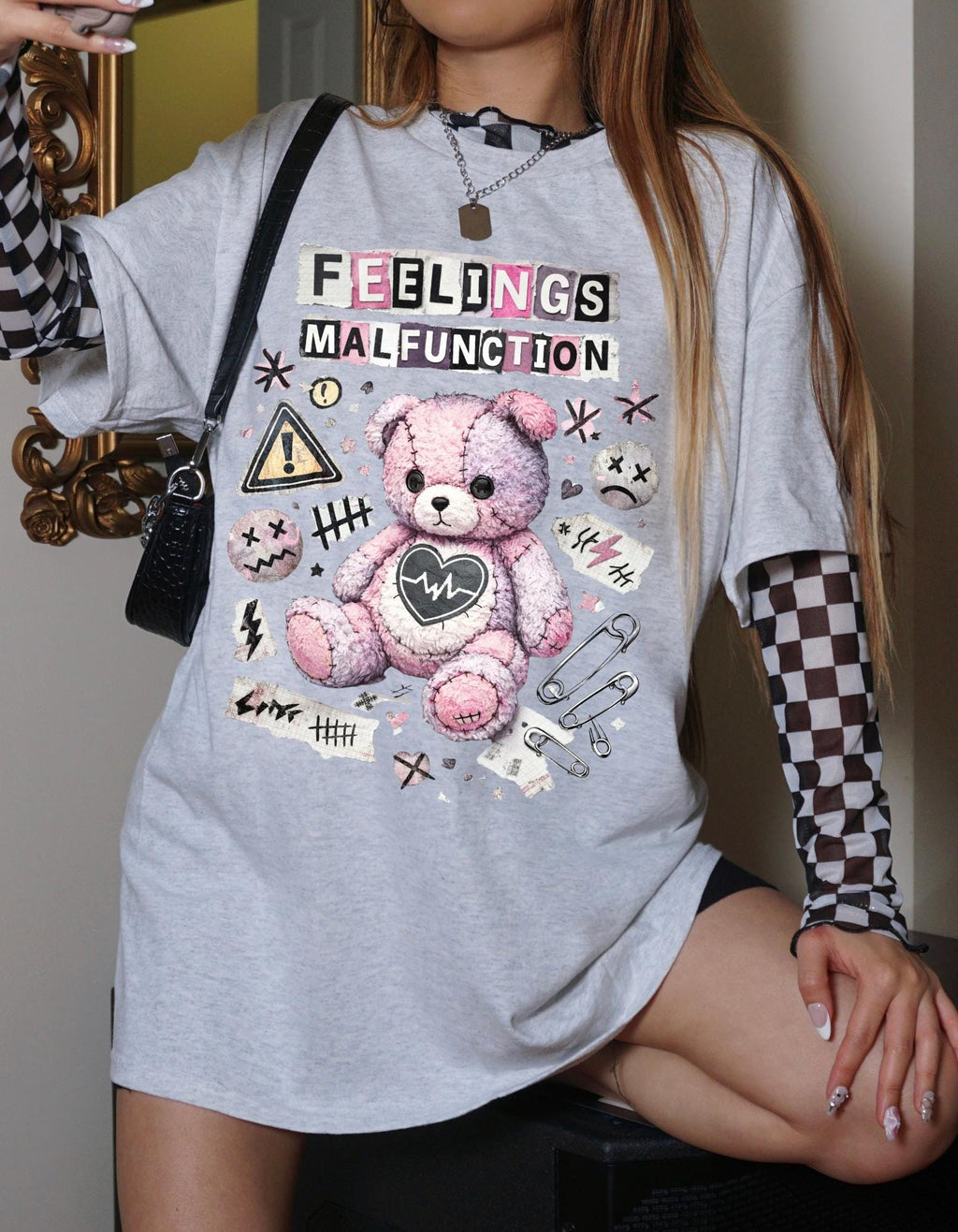 Feelings Malfunction Teddy bear T-Shirt | Cute Grunge Heart Patchwork