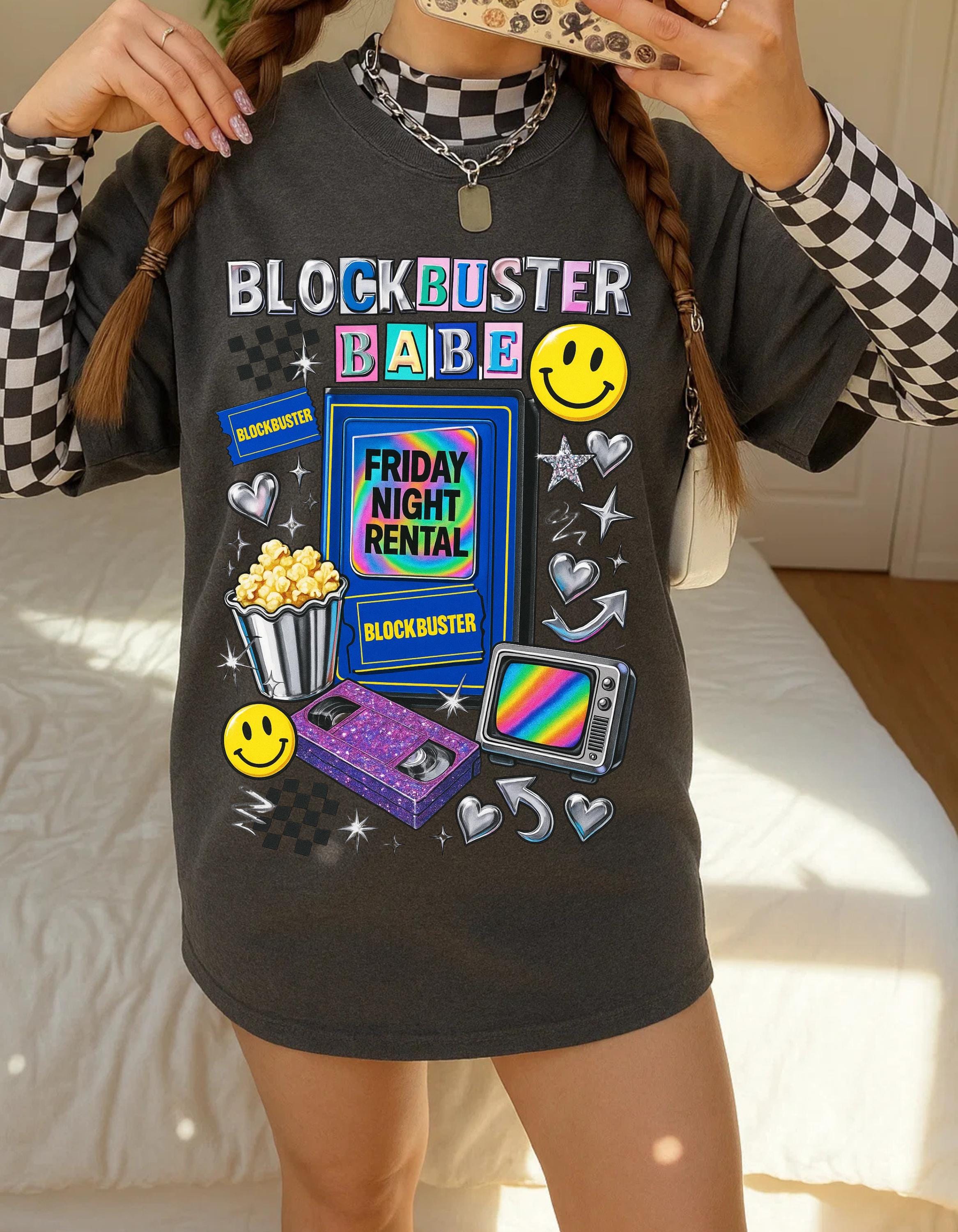 90s video store Babe T-Shirt | Retro VHS Popcorn Arcade Smileys