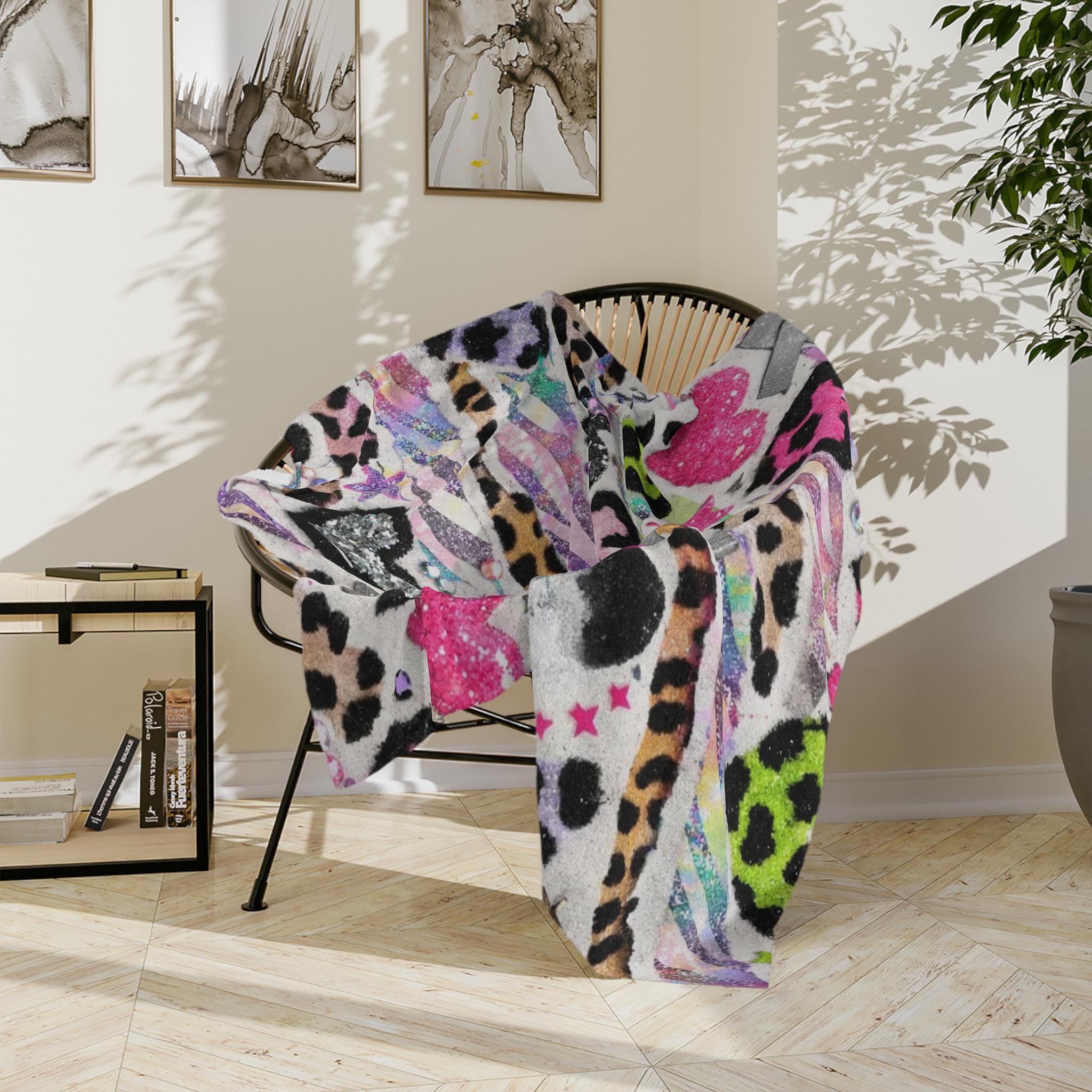 Neon Leopard Hearts Blanket Velveteen Microfiber Throw Girls Bedroom Decor Teen Gift Cozy Pastel Animal Print