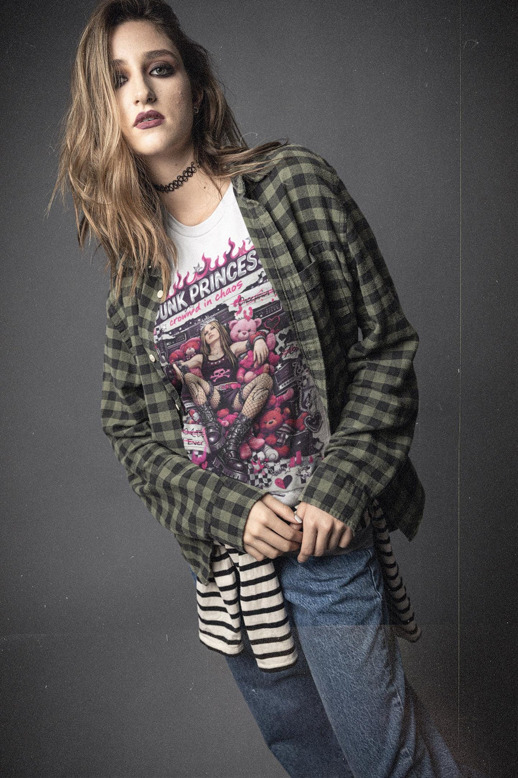 Pink Grunge Princess Graphic Tee - Punk Rock Festival Streetwear Unisex T-Shirt