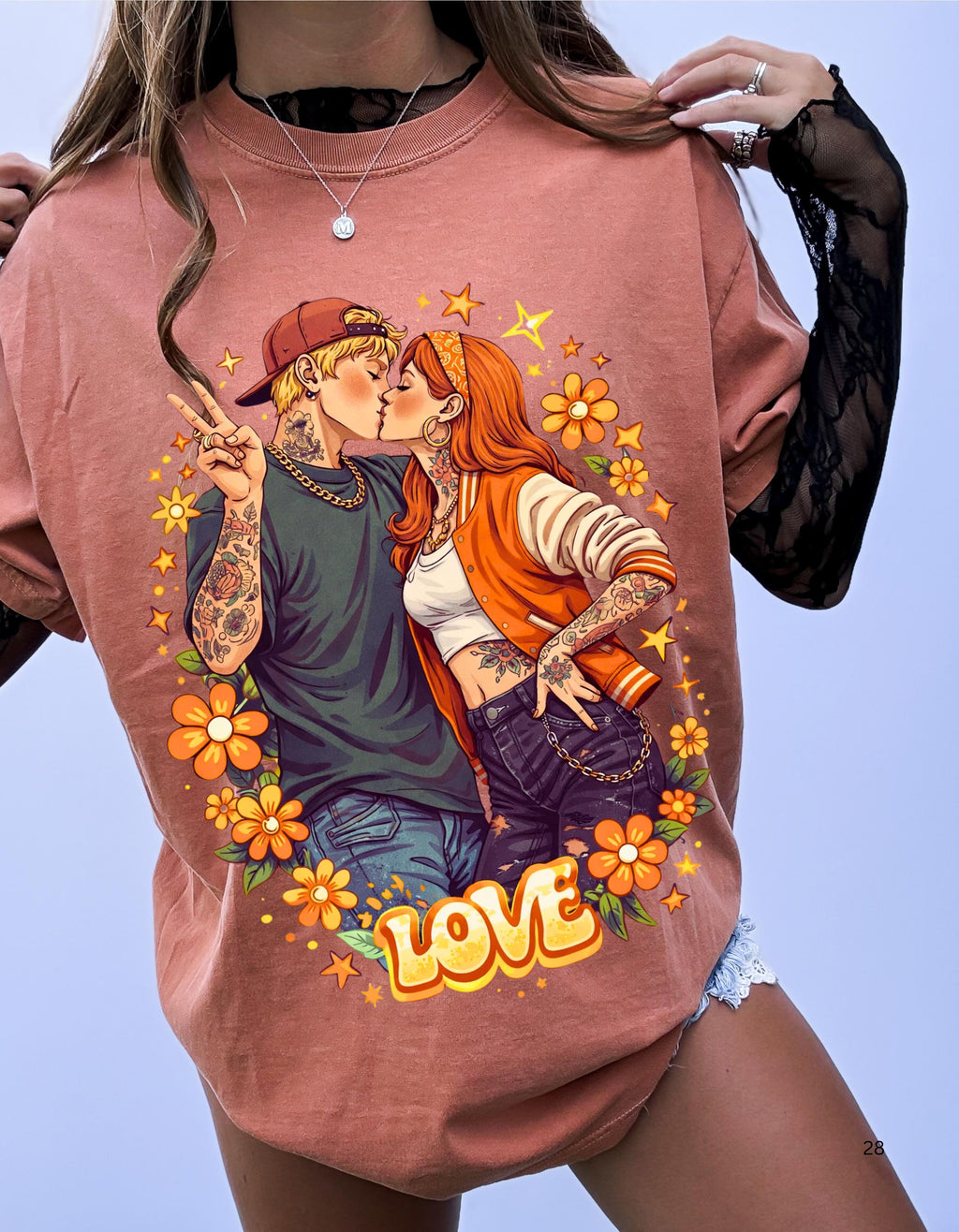 Kissing Couple Love T-Shirt Retro Floral Romance Tee Vintage Valentine Gift Unisex Top