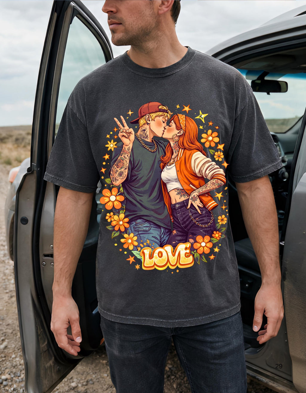 Kissing Couple Love T-Shirt Retro Floral Romance Tee Vintage Valentine Gift Unisex Top