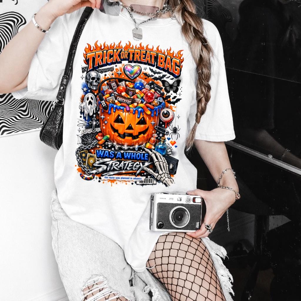 Trick or Treat Bag pumpkin strategy T-Shirt | Halloween candy jack-o'-lantern design