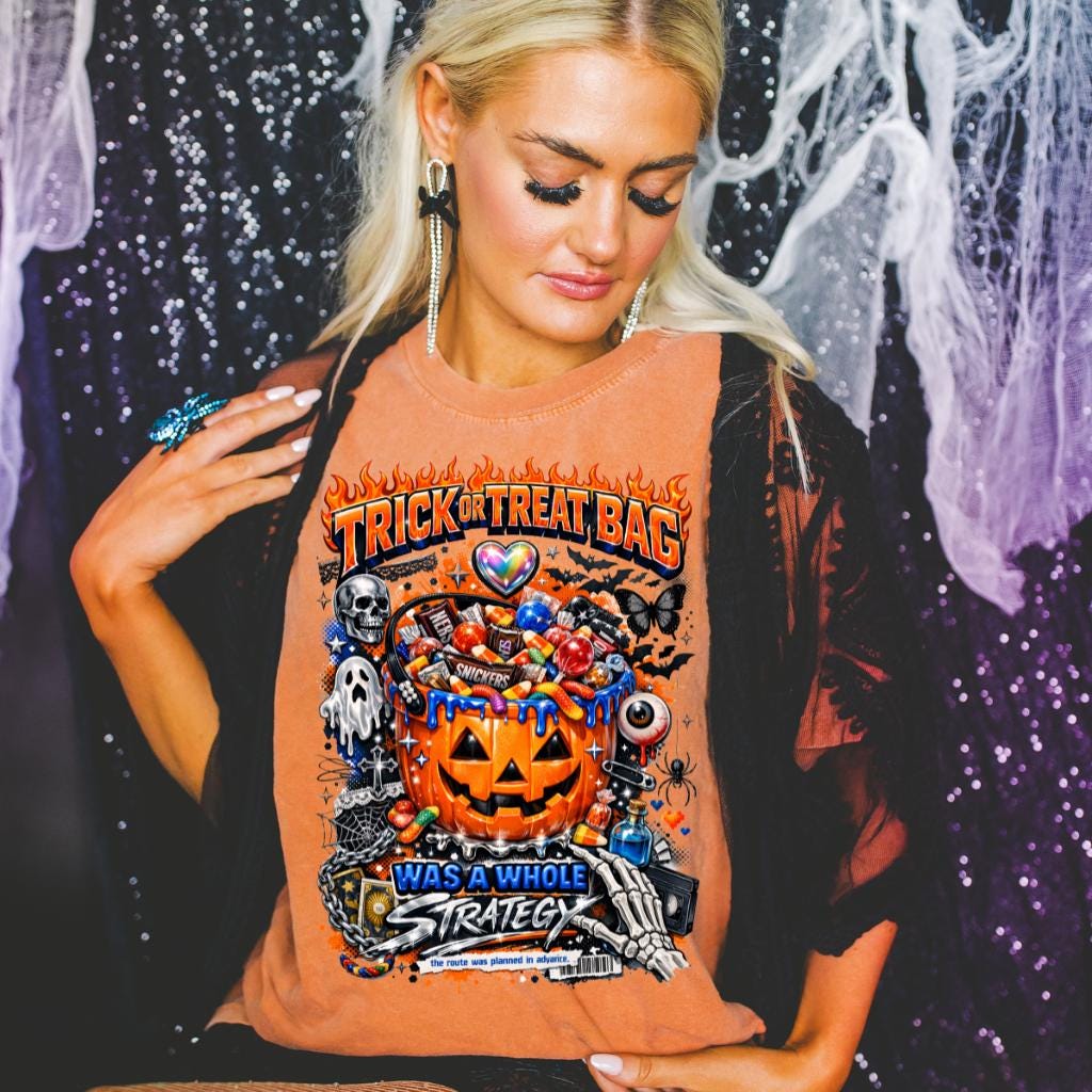 Trick or Treat Bag pumpkin strategy T-Shirt | Halloween candy jack-o'-lantern design