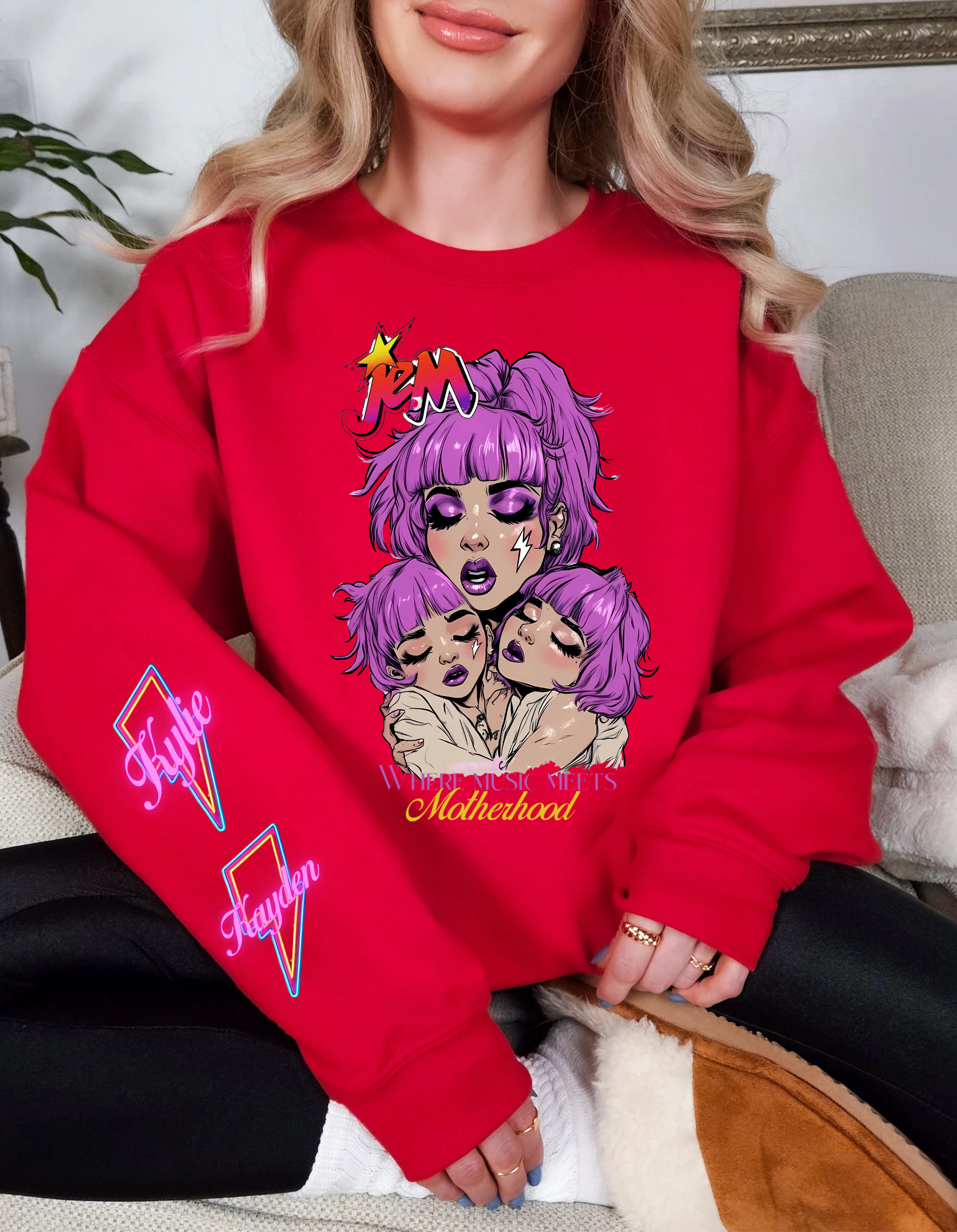 Retro 80er Cartoon Sweatshirt, Personalisierbare Jem and the Holograms Parodie Kleidung, Unisex Crewneck, Individualisierbarer Pullover, Vintage Style